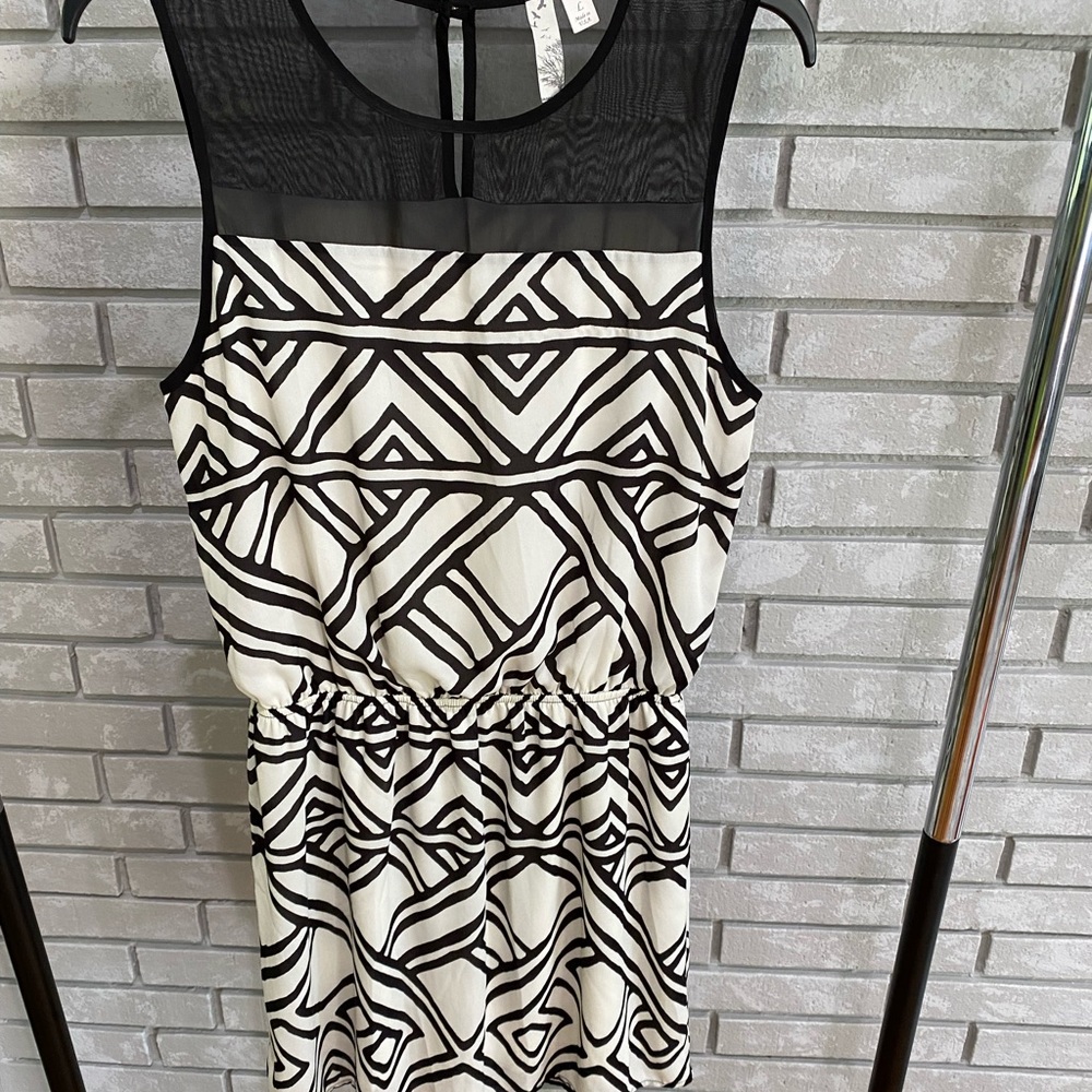 Black and white abstract flowy dress